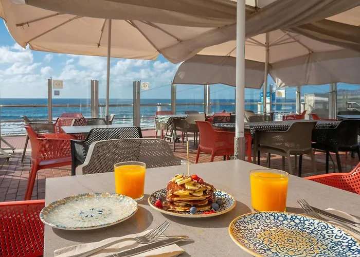 Numancia1-4b Atico5b 公寓